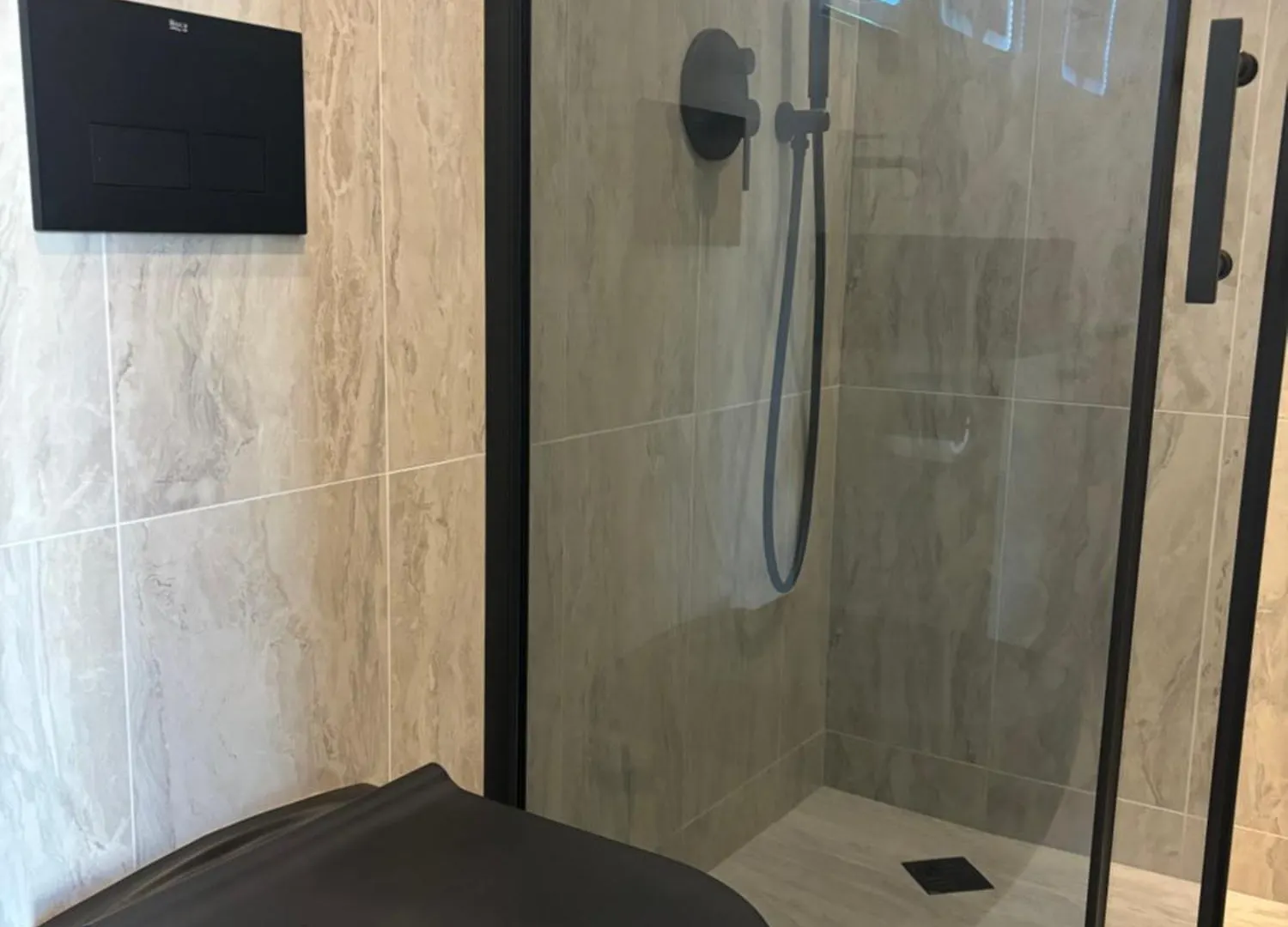 Apartment Black Diamond Business Park Sofia Free Parking Bulgaria